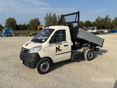 2023 Piaggio Porter NP6 S/A Dump Truck