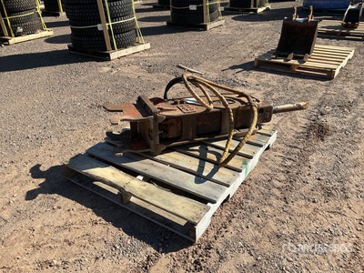 NPK E-203 Q/C Excavator Breaker