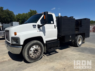 2006 GMC 6500 4x2 Fuel and Lube Truck
