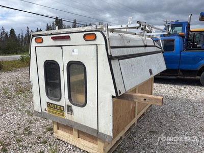 8 ft Service Truck Cap
