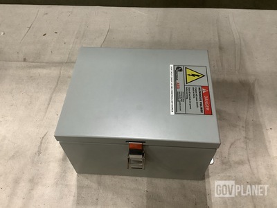 (8) EEC RLS15K.01-A-M01 Magnetic Contactors