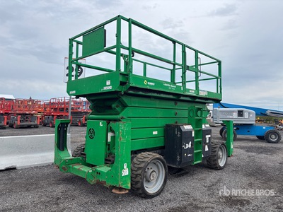 2014 Genie GS-5390 4x4 Diesel Scissor Lift