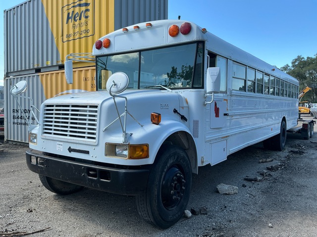 1999 International 3800 Bus