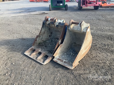 Quantity of (2) Excavator Bucket - Fits 13 Ton