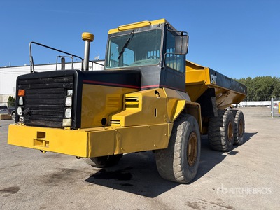 1999 Cat D250E Series II Articulated Dump Truck