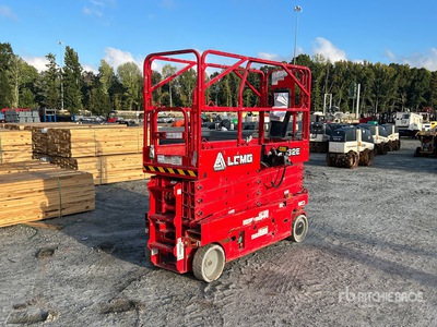 2019 LGMG AS2632E Electric Scissor Lift