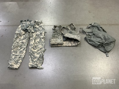 (204) Stuff Sacks, (4) Fighting Load Carriers & Assorted Items