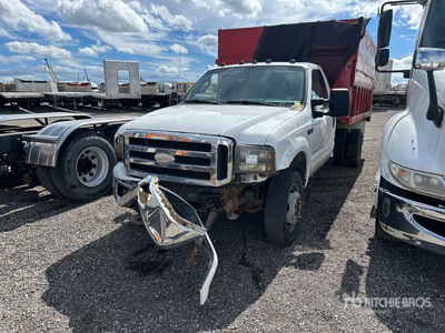 2004 Ford F-550 XL 4x4 Dump Truck (Inoperable)
