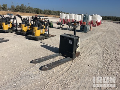 Crown WP3035-45 4500 lb Electric Pallet Jack