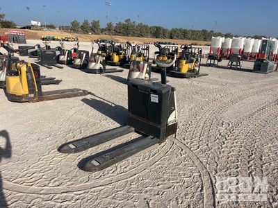 Crown WP3035-45 4500 lb  Electric Pallet Jack