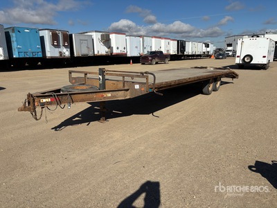 2015 PJ Trailers F8262 26 ft T/A Equipment Trailer