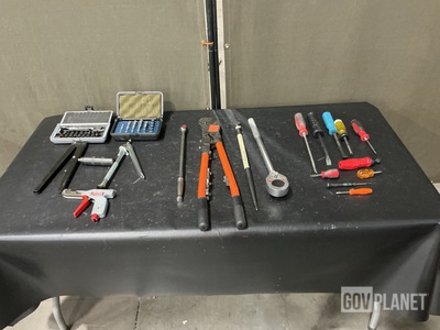 (1,046) Assorted Tools