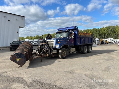 2003 International 5500 6x4 Snow Plow Truck
