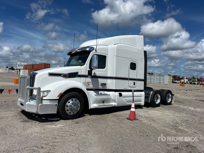 2018 Peterbilt 579 6x4 3- Achs Sattelzugmaschine mit Schlafkabine