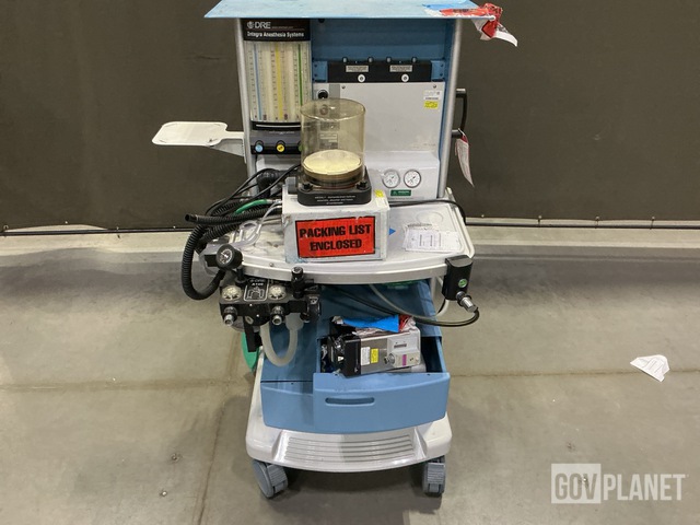 (3) DRE Integra Anesthesia Systems