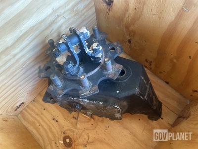 AM General 5598767 Four Wheel Drive Hub Body Assembly