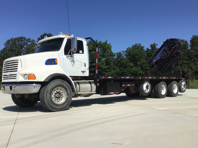2004 Sterling LT9500 Quad/A Articulating Boom Truck