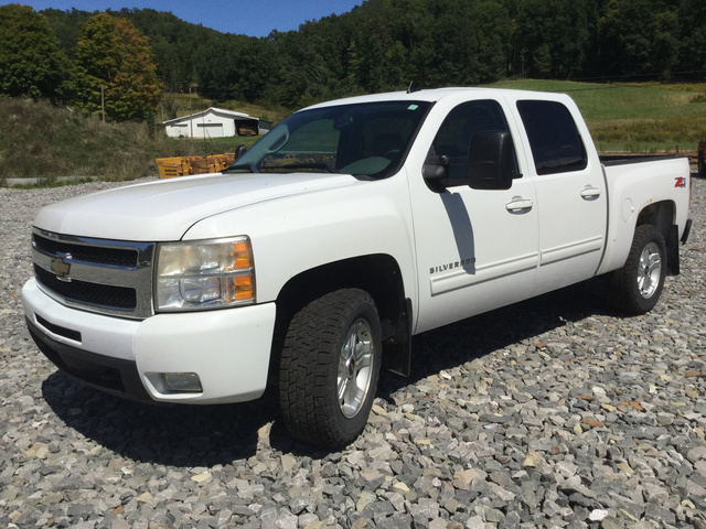 2010 Chevrolet Silverado 1500 LTZ Z71 4x4 Crew Cab Pickup 2010 Chevrolet Silverado 1500 LTZ Z71 4x4 Crew Cab Pickup