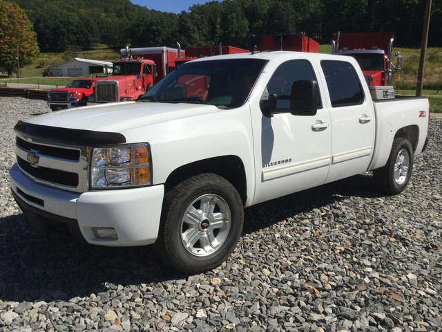 2010 Chevrolet Silverado K1500 LTZ Z71 4x4 Crew Cab Pickup 2010 Chevrolet Silverado K1500 LTZ Z71 4x4 Crew Cab Pickup