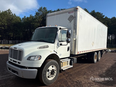 2018 Freightliner MM106 6x4 Furgoneta caja cerrada