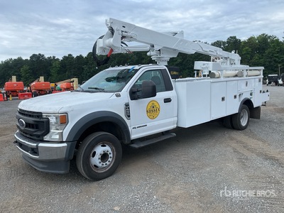 2022 Ford F-450 4x2 Bucket Truck