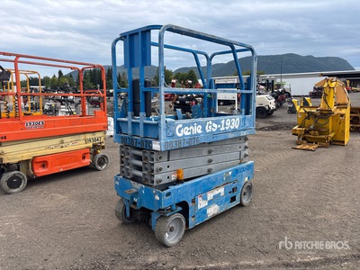 Electric Scissor Lift