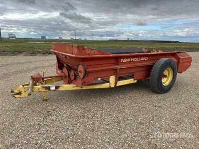 1983 New Holland 519 5 ft Dry Spinner S/A Manure Spreader