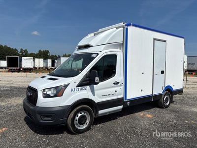 2022 Ford Transit 4x2 Camiones