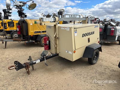 2012 Doosan L6-60HZ-T4F 6 kW Light Tower (Inoperable)