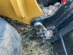 Chassis with Quick Coupler to Arms Pins