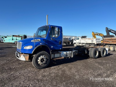 2019 Freightliner M2 106 6x4 Cabine et châssis