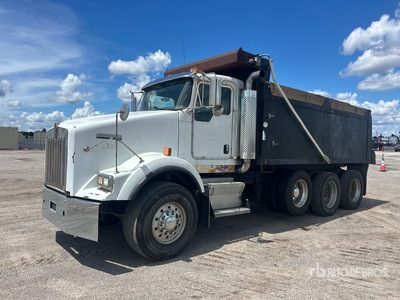 2011 Kenworth T800 8x4 شاحنة قلابة /ثلاثة محاور (Glider Kit)