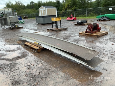 Melcher 16 ft Loading Ramps ملحقات الشاحنات  - Fits Truck