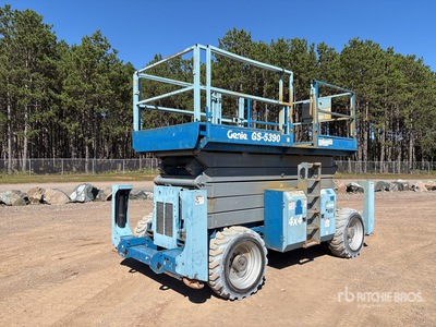 2011 Genie GS-5390RT 4x4 Dual Fuel Scissor Lift