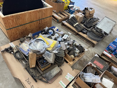 Quantity of (2) Pallets of Miscellaneous Truck Parts قطع غيار الشاحنات