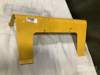 (7) John Deere AT209708 Mounting Plates