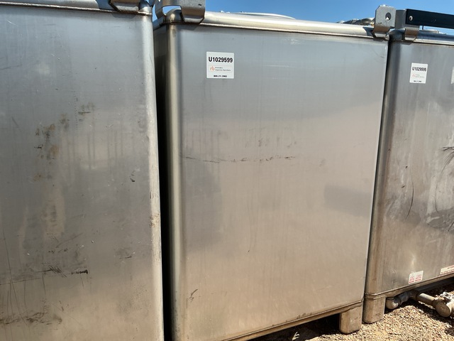 550 gal Stainless Steel ICB Tank