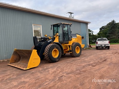 2015 John Deere 544K Pala gommata