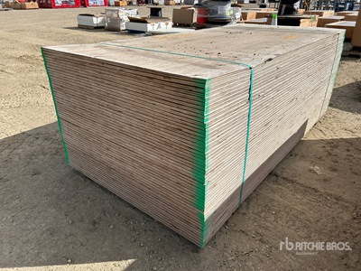 Quantity of (50) 4 ft x 8 ft x 5/8 in DFP فنير (Unused)