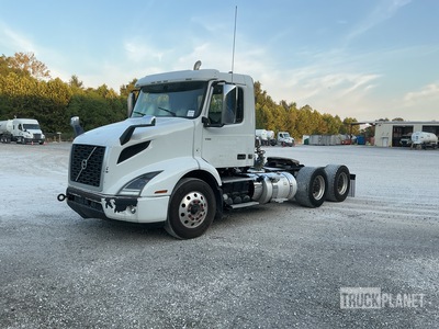 2019 Volvo VNR64T300 6x2 T/A Day Cab Truck Tractor