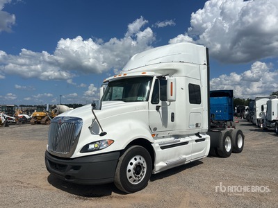 2015 International ProStar 6x4 Cabeza Tractora Cabina Dormitorio
