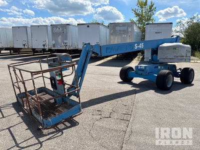 2000 Genie S-45 4WD Diesel Telescopic Boom Lift