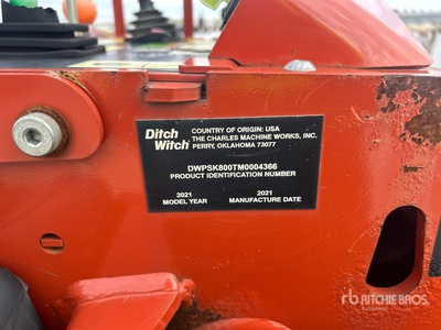 2021 Ditch Witch SK800 Two-Speed Compact Track Loader