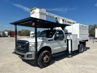 2011 Versalift 12.2 m on 2012 Ford F-550 4x4 Forestry Chipper Body Bucket Truck