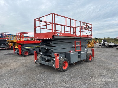 2018 Skyjack SJ9250RT 4x4 Diesel Scissor Lift