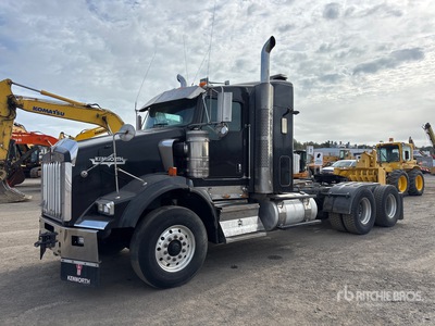 2011 Kenworth T800 6x4 Tracteur routier couchette