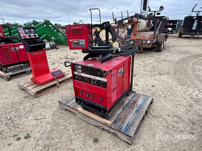 1997 Lincoln CV300 Electric Welder