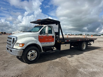 2006 Ford F-750 4x2 Camion à ridelles