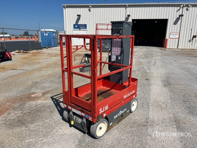 2018 Skyjack SJ16 Vertical Mast Lift