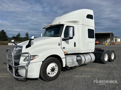 2020 International LT625 6x4 Tracteur routier couchette